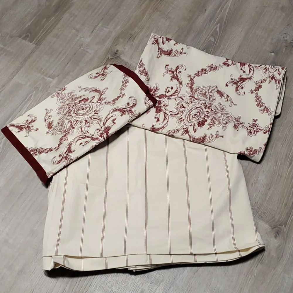 Bundle 6 pics Michael Amini Hidden Glen comfort set